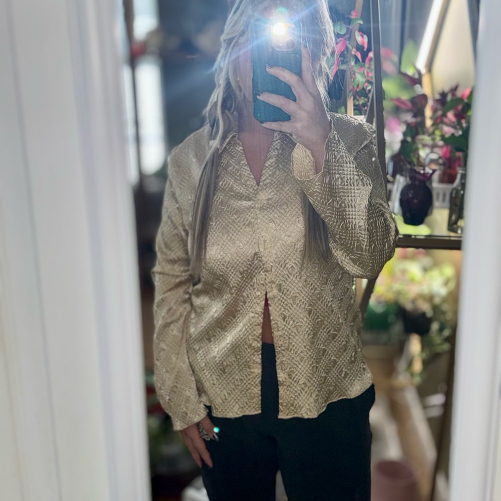 Milano Gold Puckered Pattern Button Down Blouse